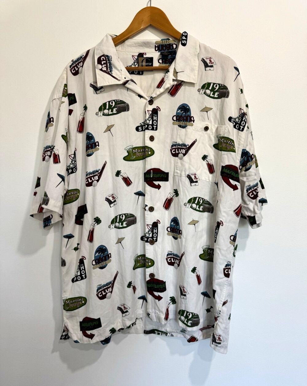 Chiliwear Men's XL White Golf Print Short Sleeve Collared Button-Up Shirt#1121